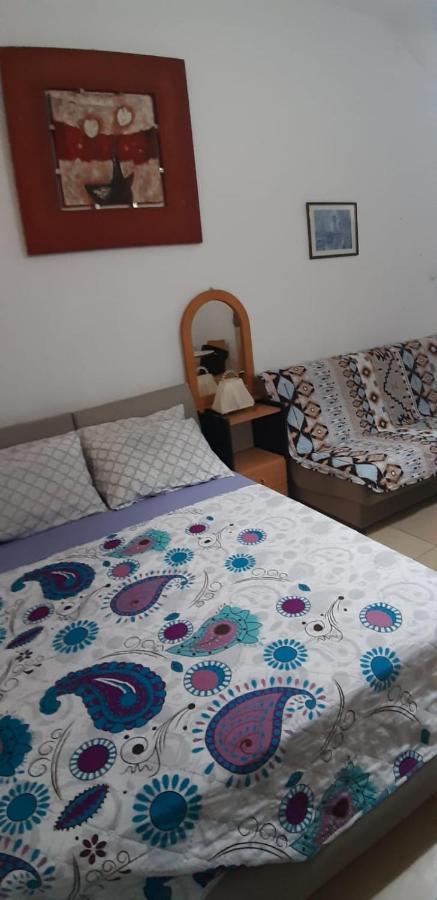 Guest House Orlihome Хайфа Экстерьер фото