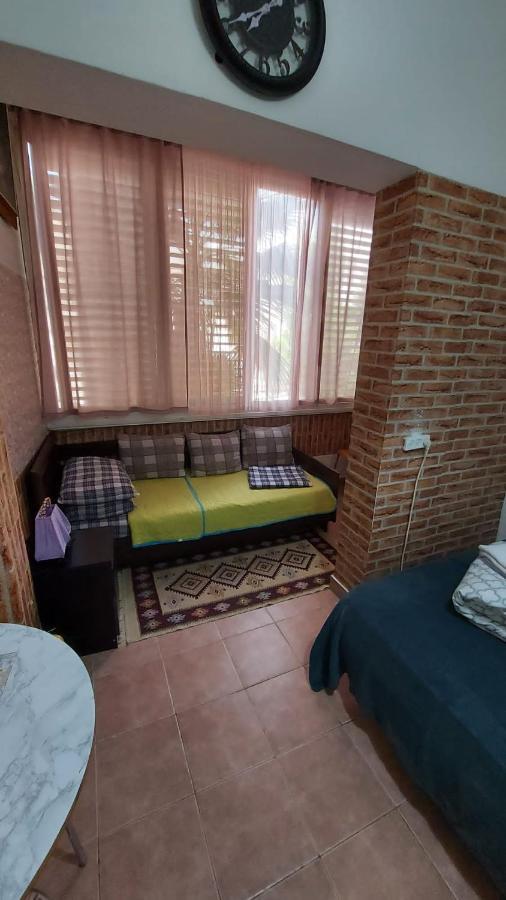 Guest House Orlihome Хайфа Экстерьер фото