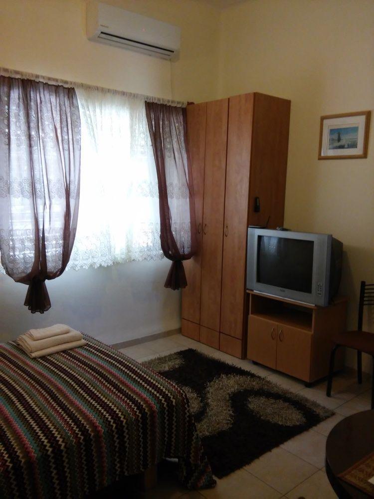 Guest House Orlihome Хайфа Экстерьер фото