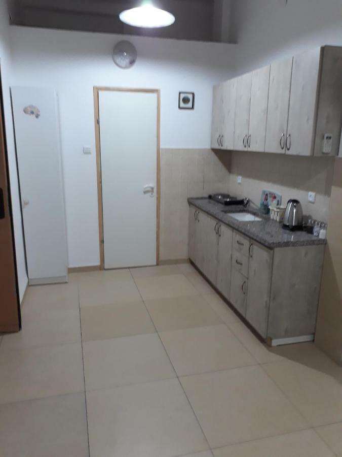 Guest House Orlihome Хайфа Экстерьер фото